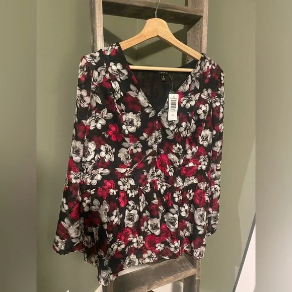 Torrid Peplum Chiffon Floral Blouson Sleeve Top - Picture 10 of 13